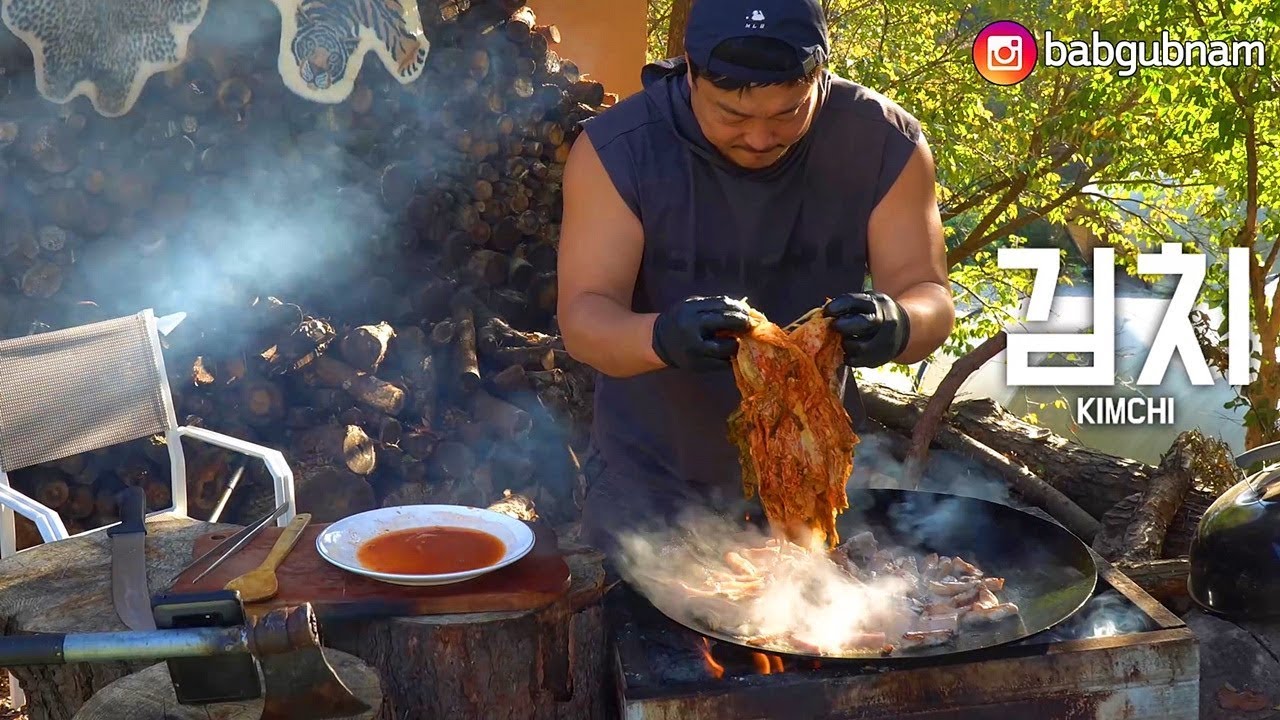 항정살+스팸+참치+꽁치+고등어 다 때려넣고 끓인 김치찌개! / kimchi stew(pork+spam+saury+mackerel+tuna)