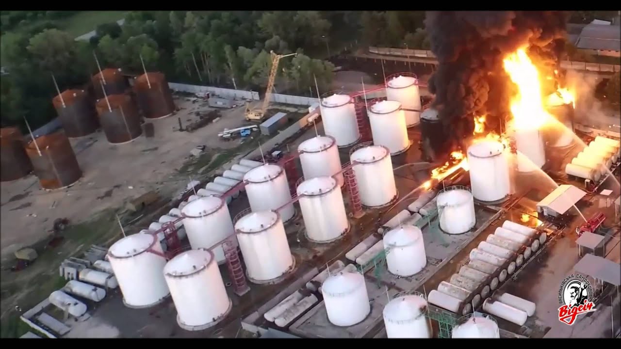 Drone Captures Dramatic Footage of Fire at Ukrainian Oil-Storage Facility, June 8
