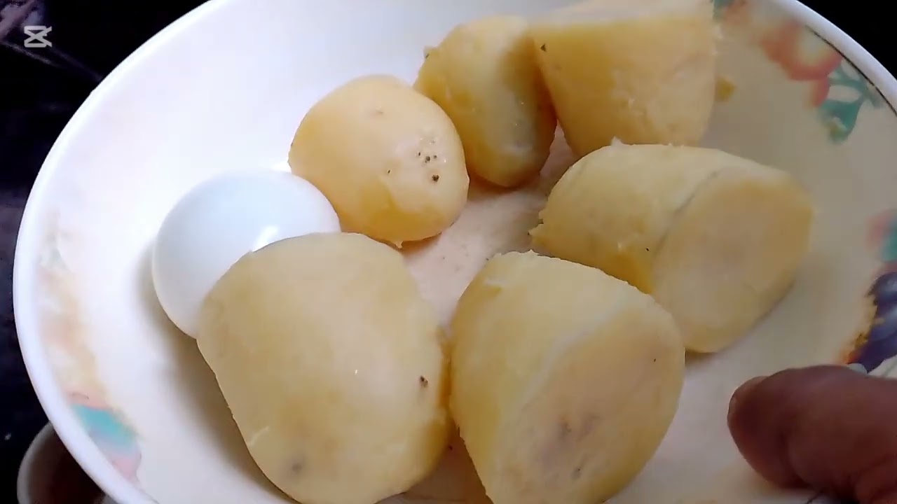 আজকের দুপুরের মেনু।। না দেখলেই মিস💝