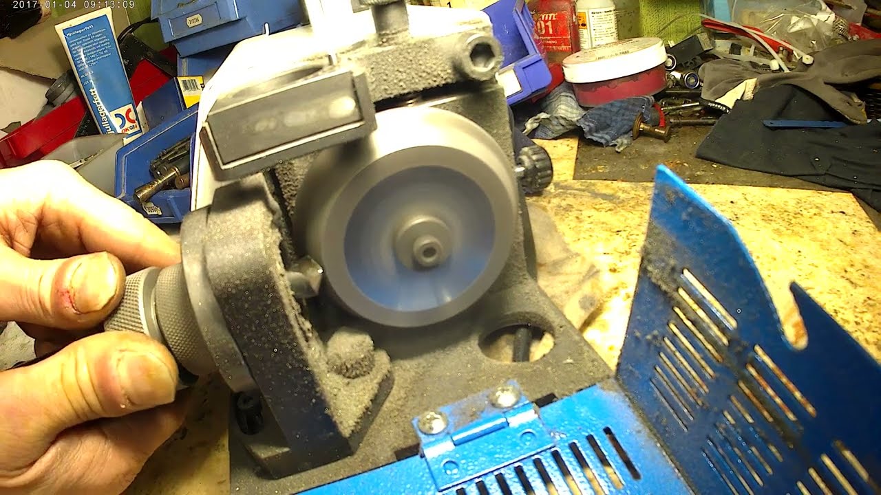 HBM 20 mm drill grinder sharpener in action