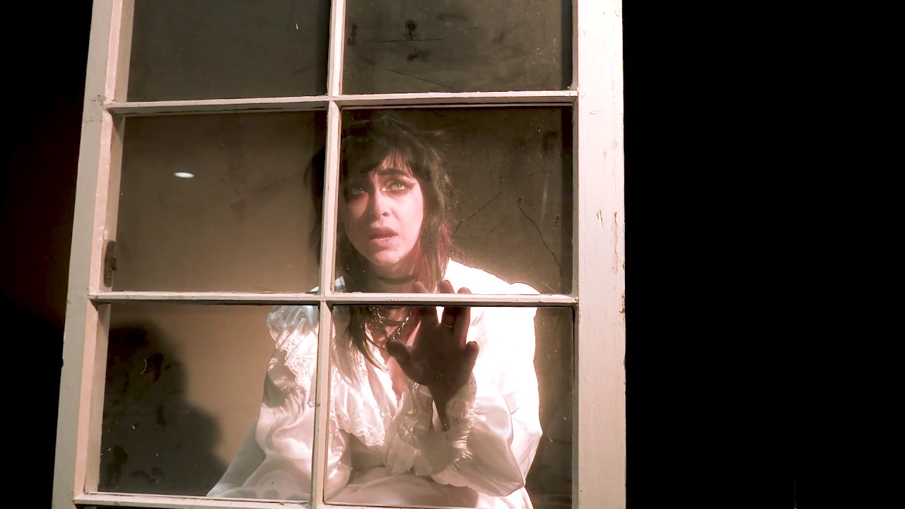 Leah Lane - Lost (a call...)