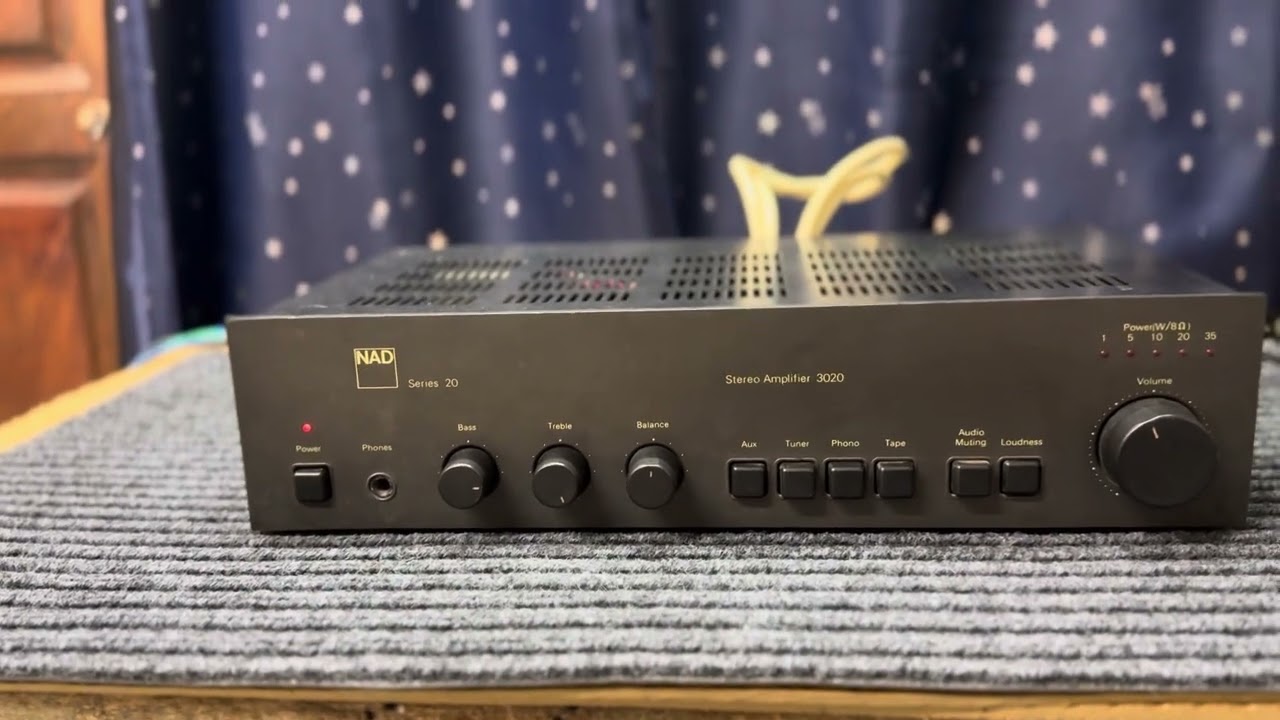 NAD 3020