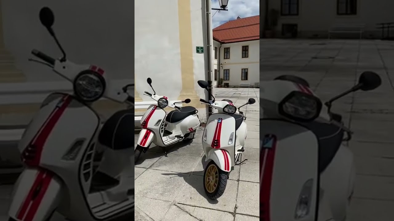 Vespa GTS300 Racing Sixties vs Vespa 50 Sprint Racing Sixties #vespa #gts300 #sprint