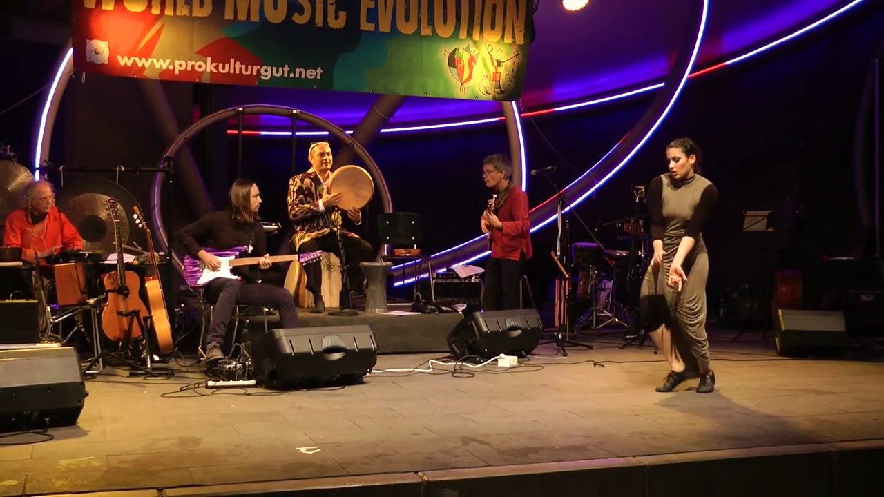 E Grooves - The Positive Creative World Ensemble. Ruhrstadt-Festival 2015 / RSF 150906 6