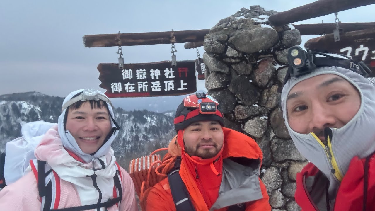アイスクライミングを教えてもらう土井陵さんに密着。