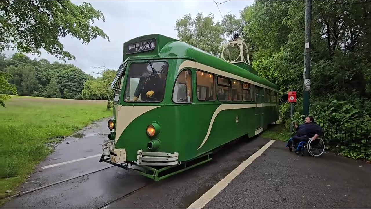 BRUSH CAR 623, BLACKPOOL TRAM, HEATON PARK TRAMWAY, HERITAGE TRAM