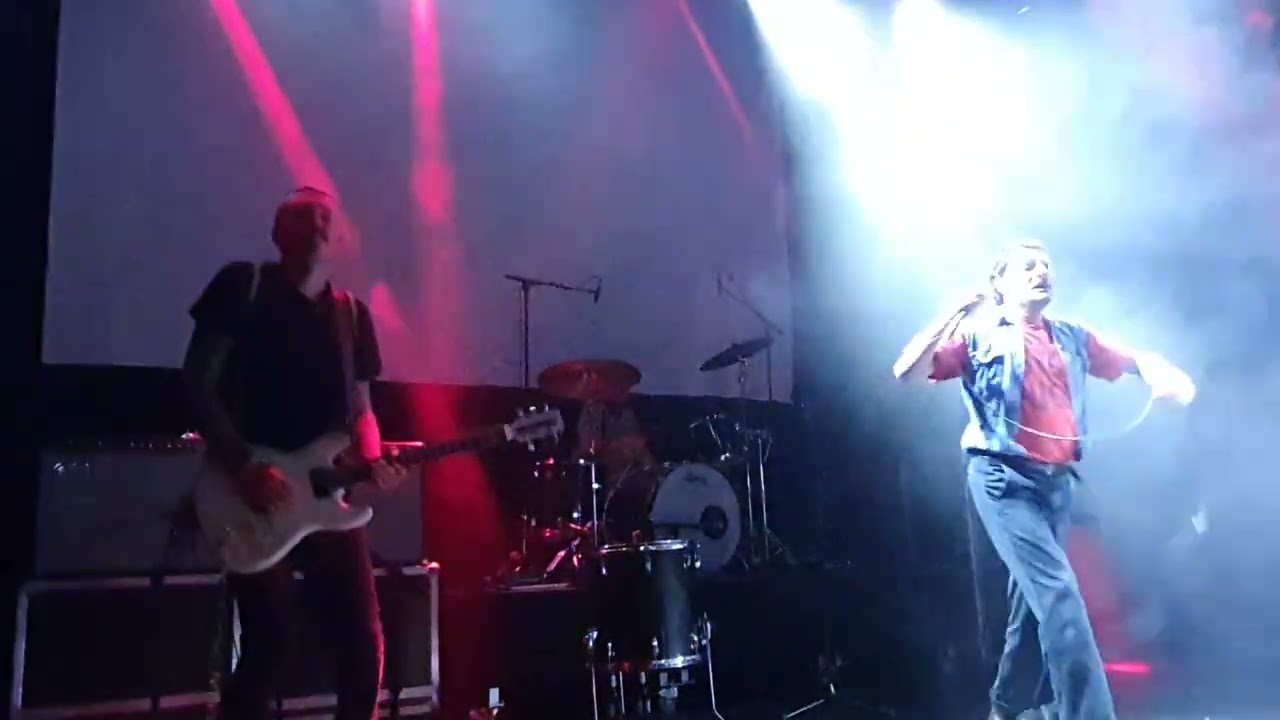The Gluts - Bang! (Praize The Fuzz Festival 2024)