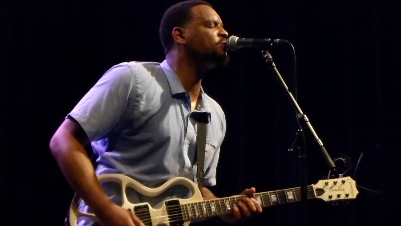 Jarekus Singleton - Empty Promises - 8/23/16 Sellersville Theatre - Sellersville, PA