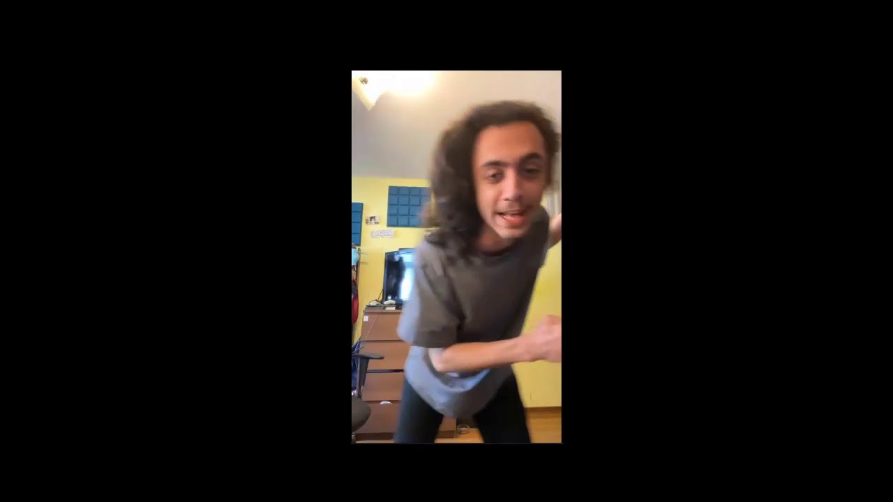 bonel canta freestyle tiganesc si battle cu bahoi