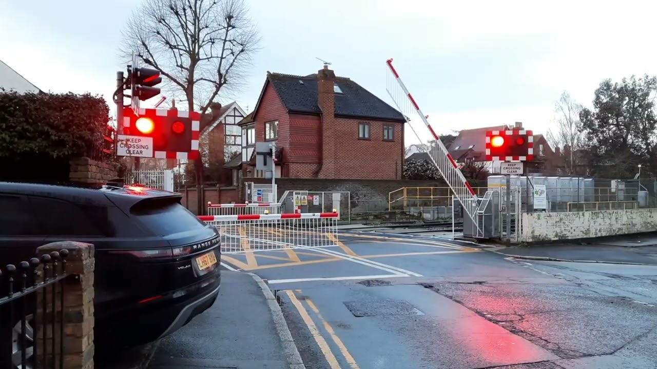 Datchet Mays Level Crossing, Berkshire