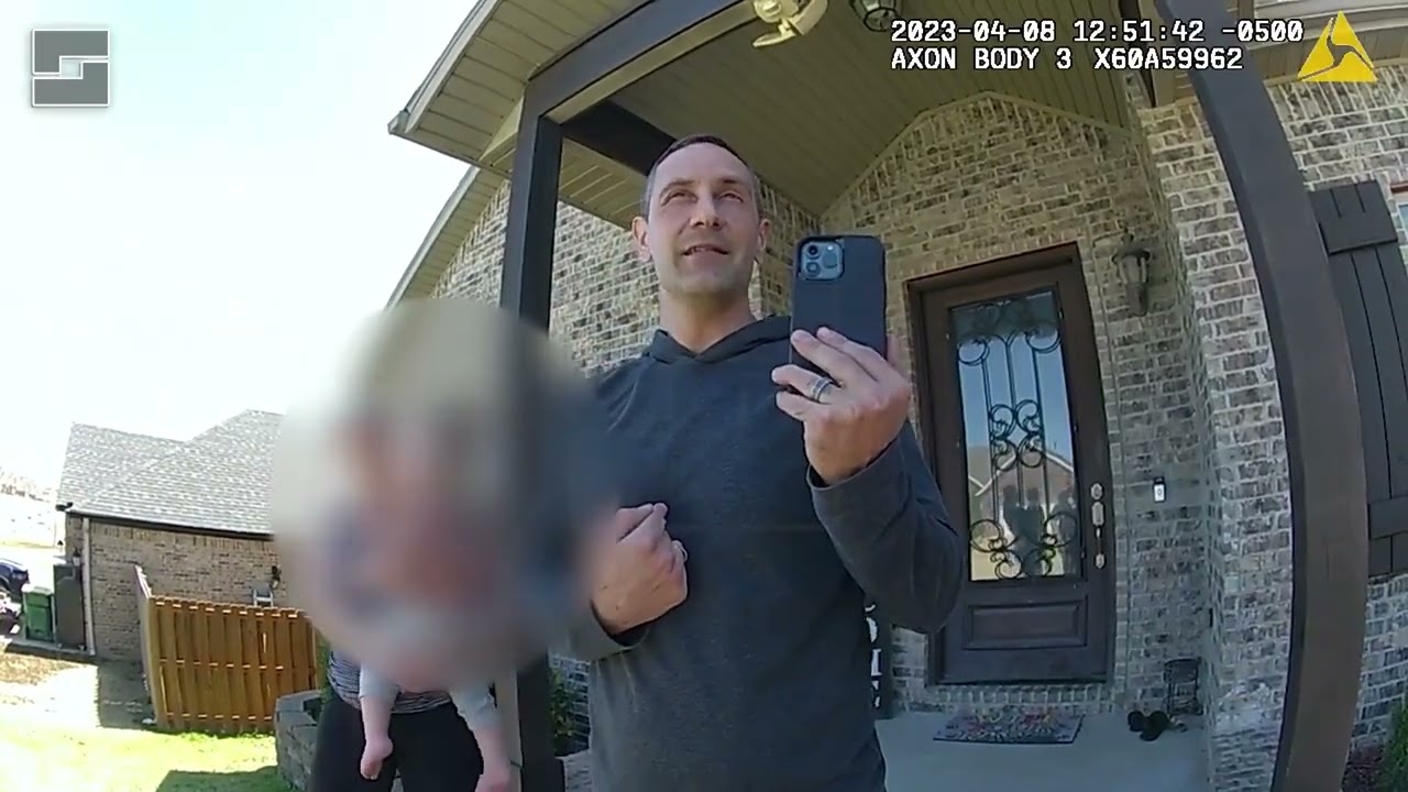 Centerton, AR. Lt. Hangs up after Questioning About Officer's Actions -- NEW UPDATE!!