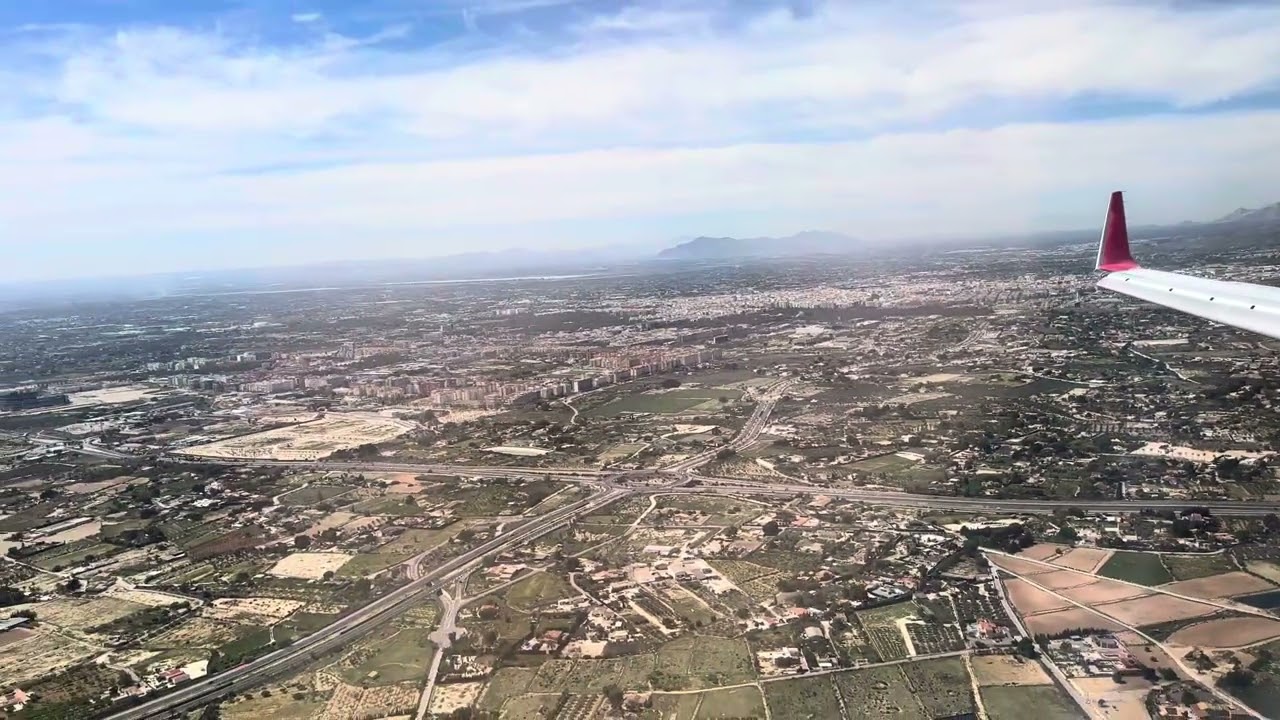 Iberia Regional landing in Alicante Comunidad Valenciana