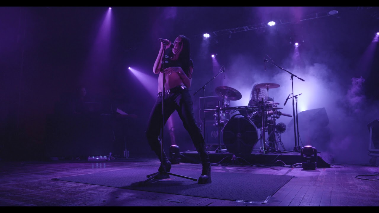 Ramsey - Love Surrounds You (Live Performance)