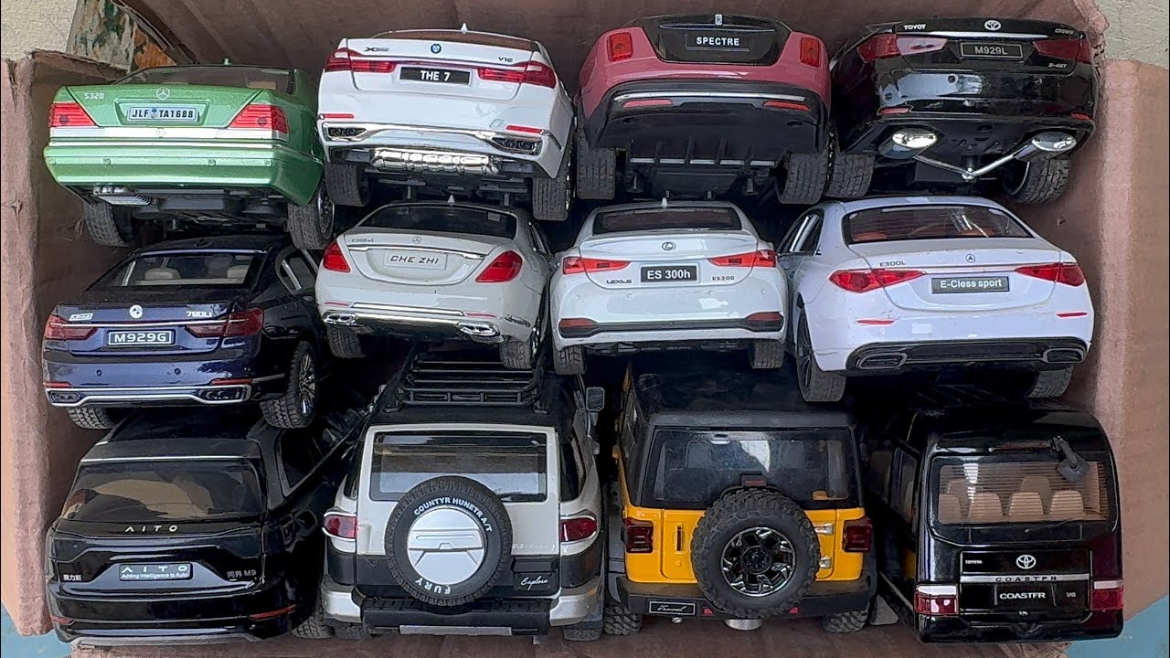 Vamos a elegir coches a escala diecast negros: Mercedes, Toyota,BMW,RR,AITO,JEEP,Lexus