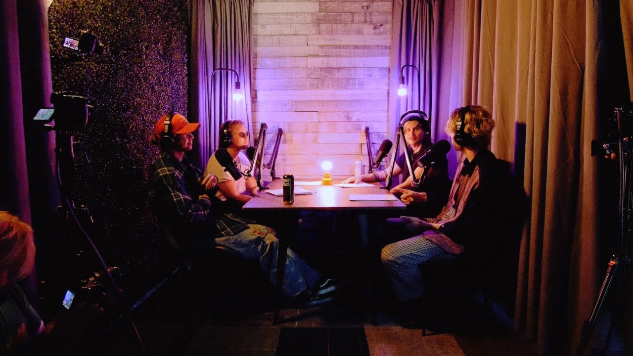5 Seconds of Summer Talk 10 Years - 2015