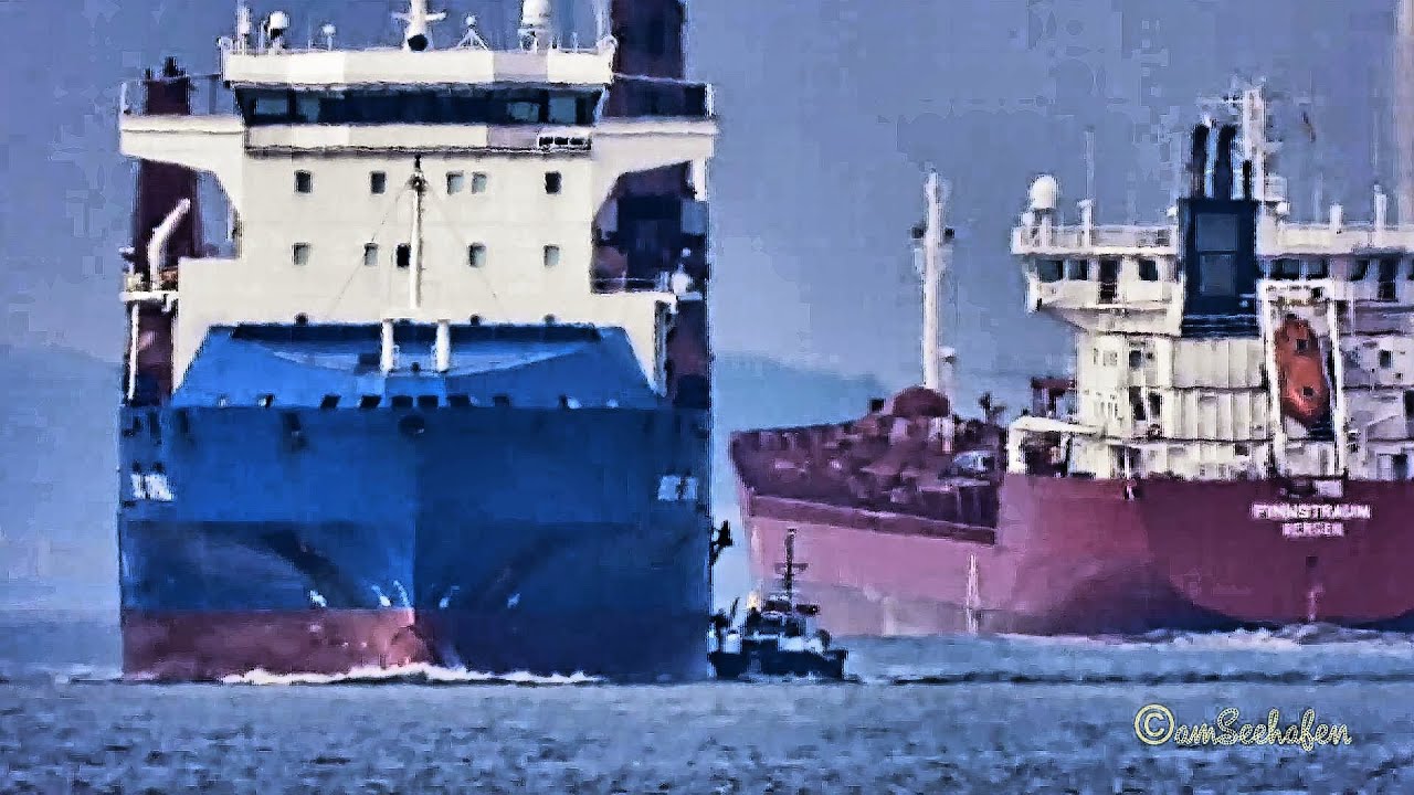 Lotse für Seeschiff BBC OPAL BJ 2011 V2FR9 inbound cargo seaship & Emden pilot IZURDIA DB8143