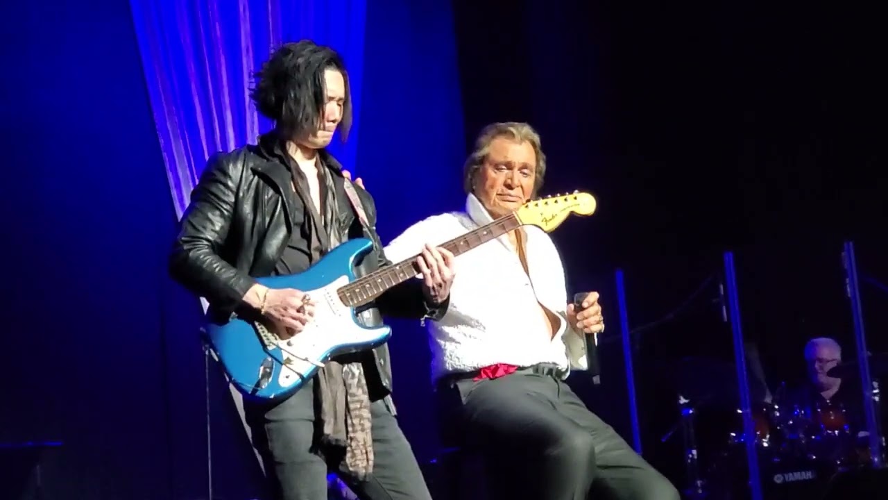ENGELGERT HUMPERDINCK--MEMORIES OF YOUR LOVE--DEDICATED TO JULIE- SABAN THEATER- JUNE 2024