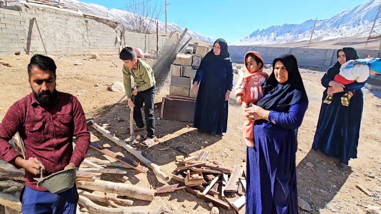 Braving the Storm: Mahin and Akbar’s Visit to Medina Amidst the City's Turmoil
