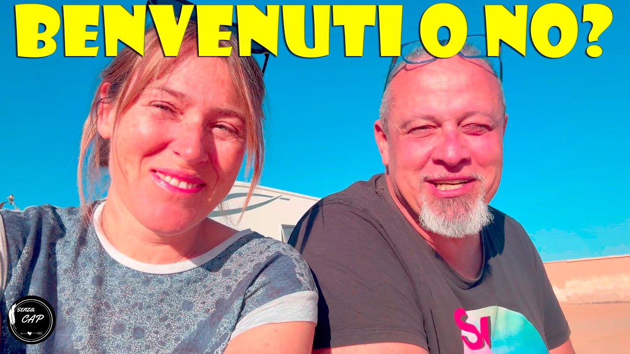 Prima ci fanno REGALI, poi ci CACCIANO | Marocco in camper