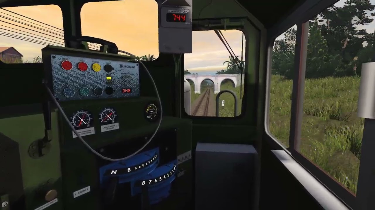 LOKOMOTIF CC 201 Melewati Jalur Menanjak Pegunungan | KERETA API INDONESIA | RAILWAYS