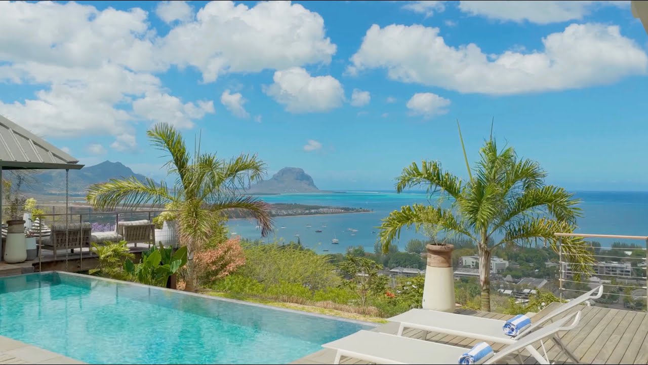 Spectacular Villa with Panoramic Sea and Mountain Views