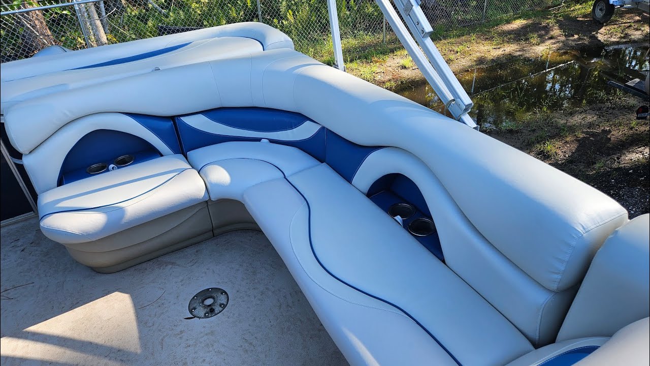 How to pattern curved boat seat cushions