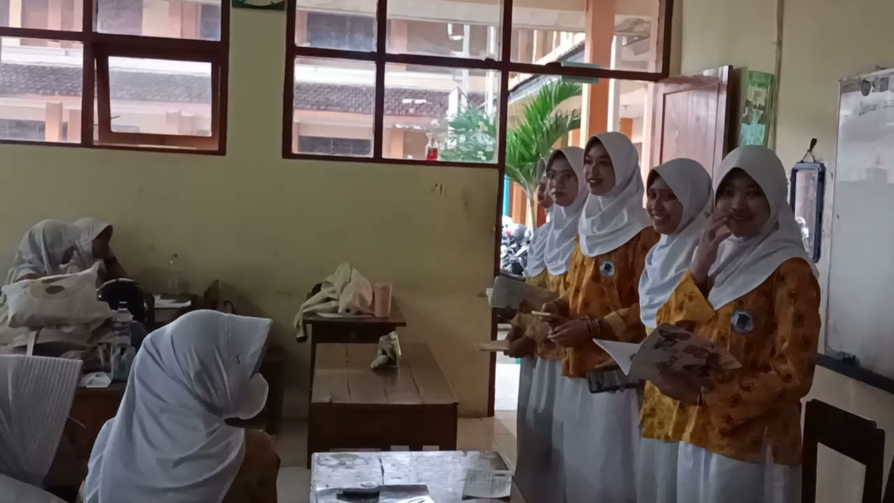 Pelaksanaan PLP-2 di SMA Muhammadiyah 1 Purwokerto.