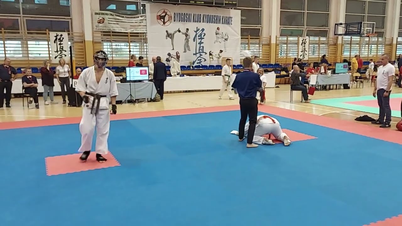 OYAMA CUP PÓŁFINAŁ +75 KG CIĘŻKI NOKAUT