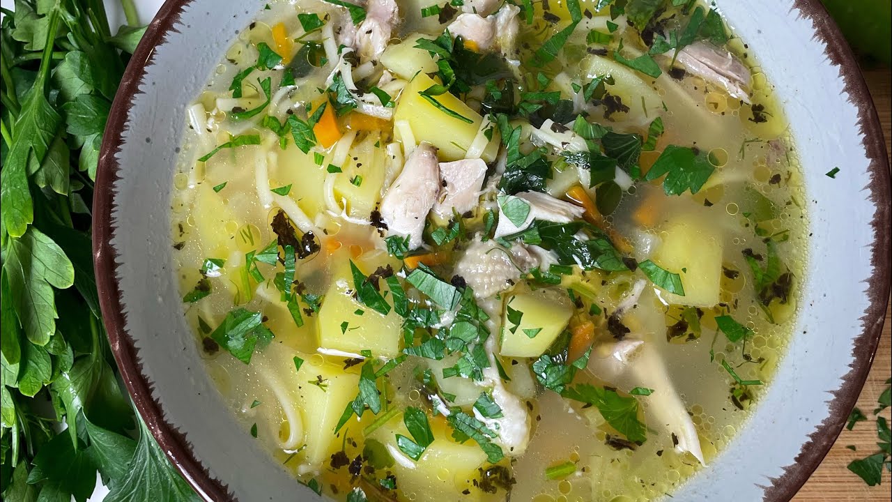 Die beste Hühnersuppe gegen Erkältungen / Самый простой куриный суп | Bei Sona