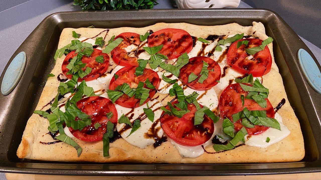 Easy Caprese Pizza: Fresh Delicious Recipe
