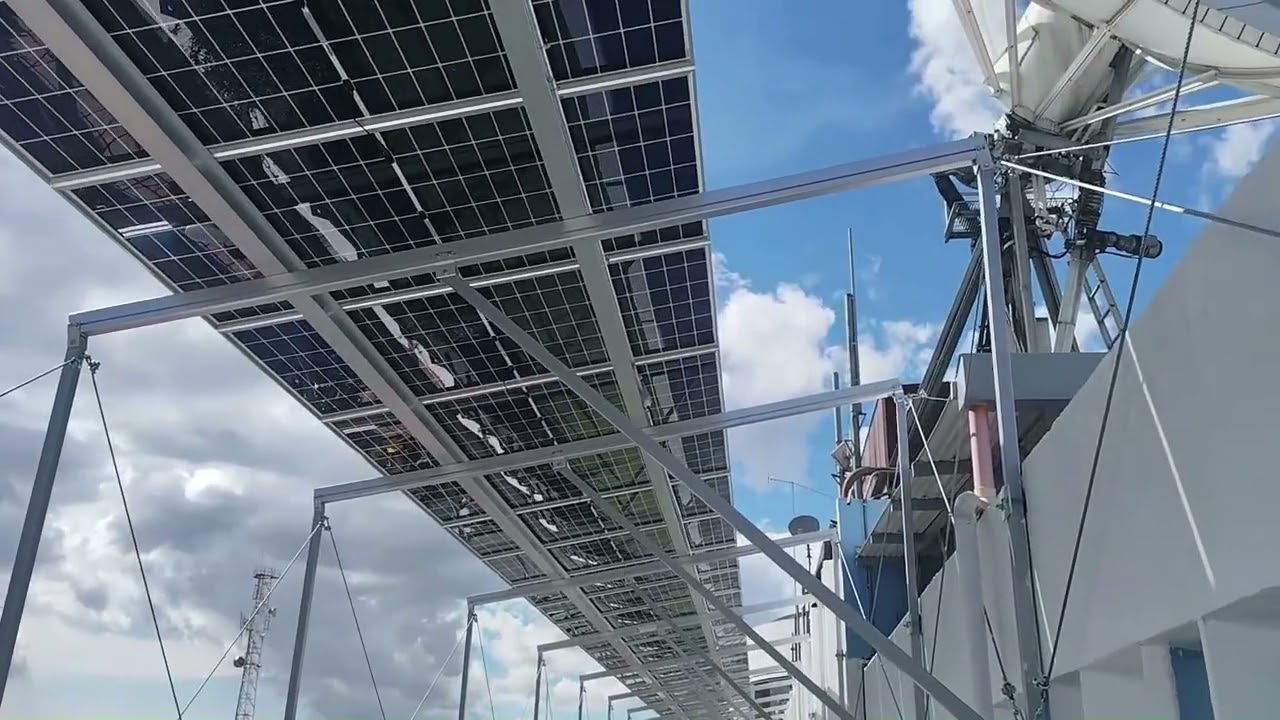 ¿Te imaginas convertir el techo de un edificio icónico en una fuente de ahorro y bienestar?