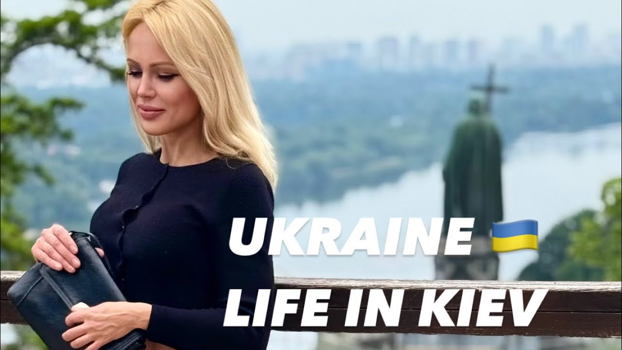 Ukraine 🇺🇦Life in Kiev. June 27, 2025. The Streets of Kiev, Ukraine. Streets Scenes.