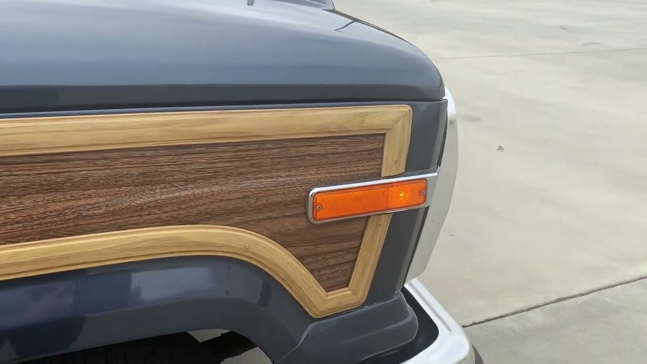 1988 Jeep Grand Wagoneer