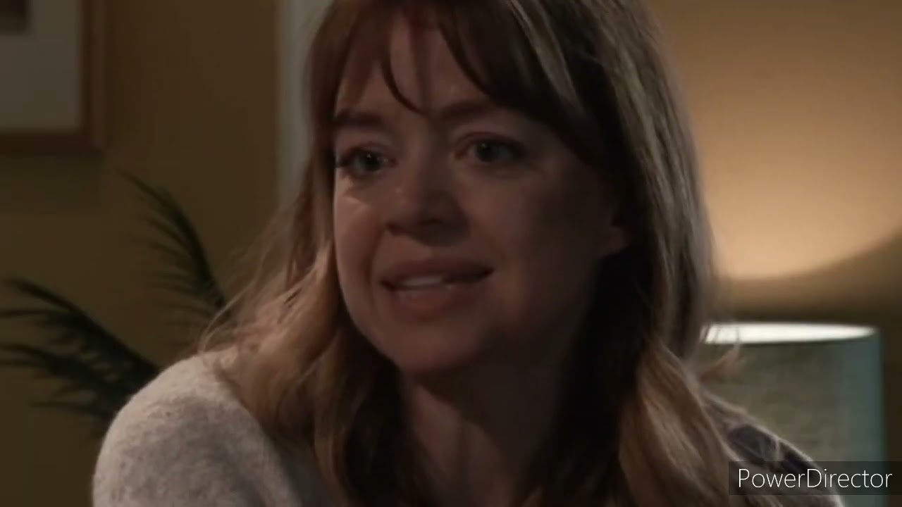 Coronation Street - Kelly Finds Toyah In The Flat (10th June 2022)