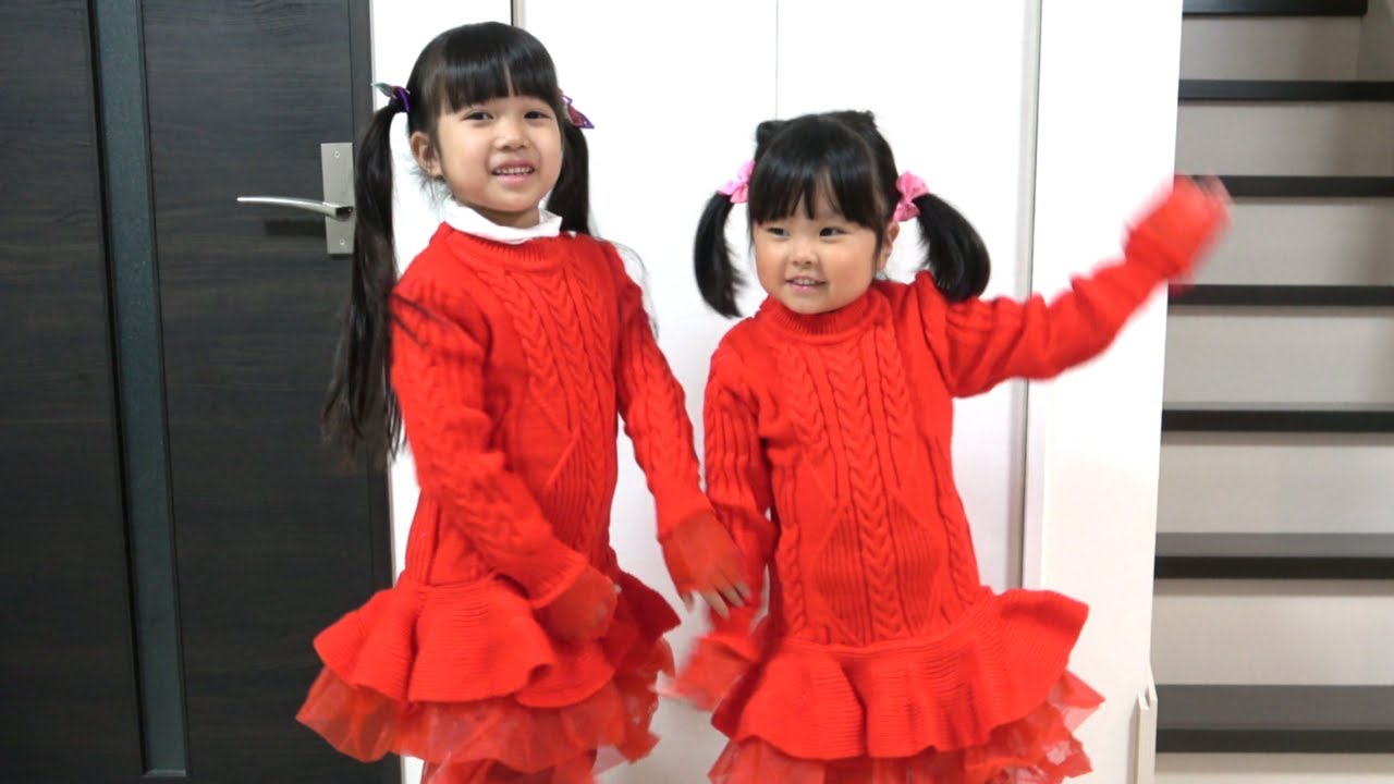 NiziUをダンスしてみたりファッションショーしてみたり♪　旅行のパッキングからプールへおでかけ♪　BABYDOLL　冬服購入品　お揃いコーディネート　Vlog【まりちゃんいずちゃん】