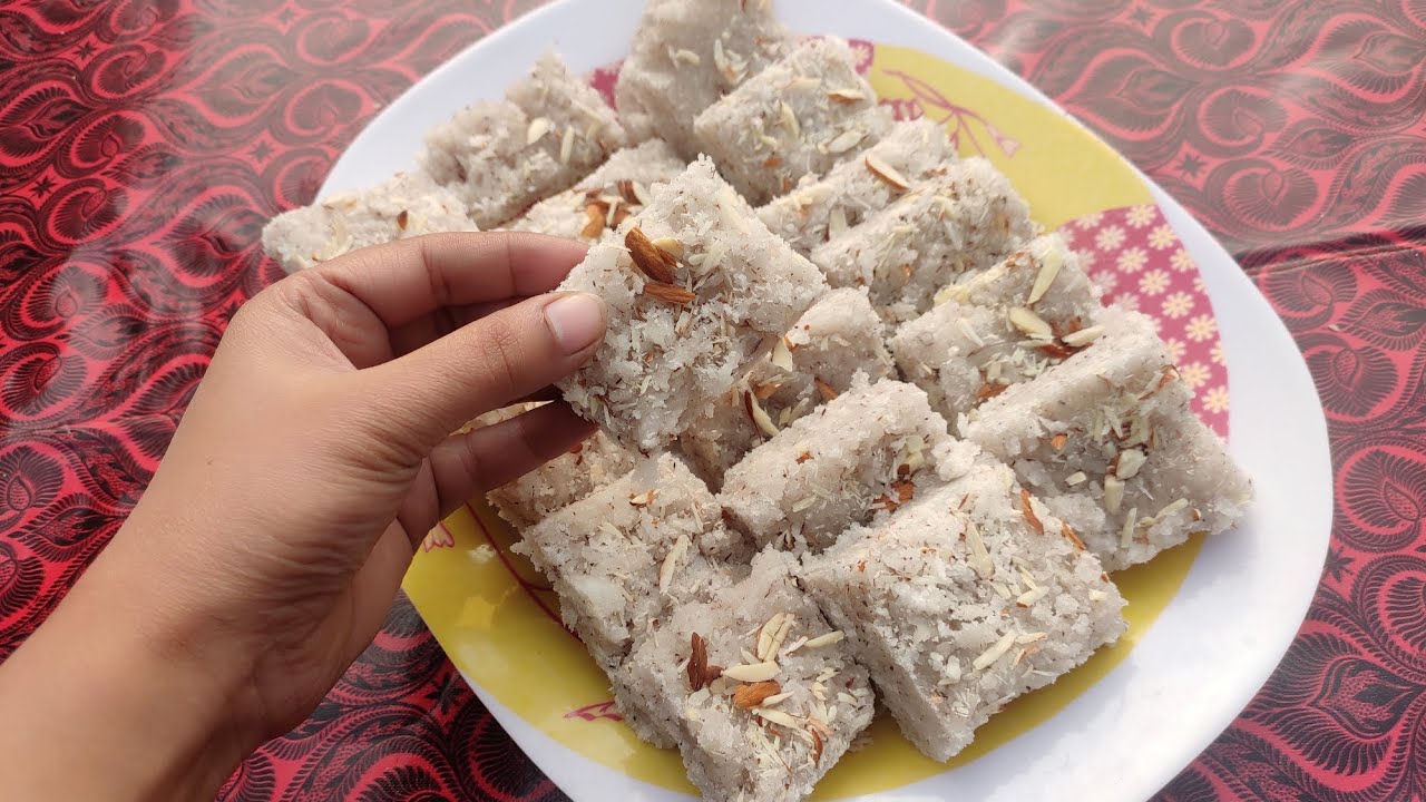 coconut Barfi / सूखे नारियल की सबसे आसान और सबसे स्वादिष्ट बर्फी / coconut barfi in 20 minutes