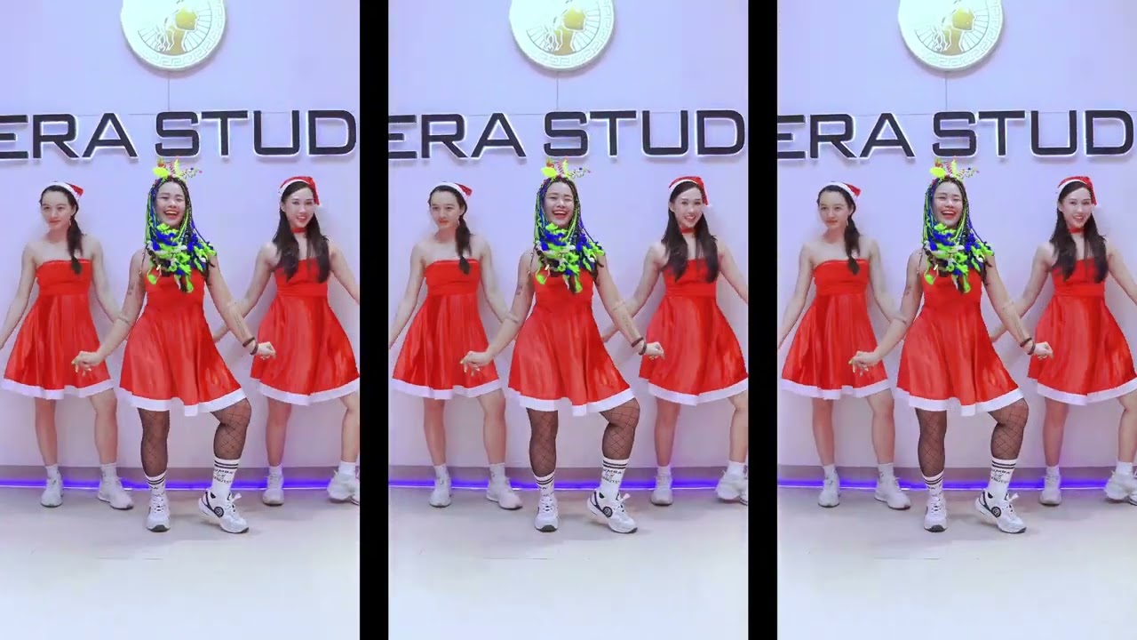 WRAP ME UP | Zumba | Choreo by Rachel Phan | Christmas Song | Christmas Zumba | Christmas Dance