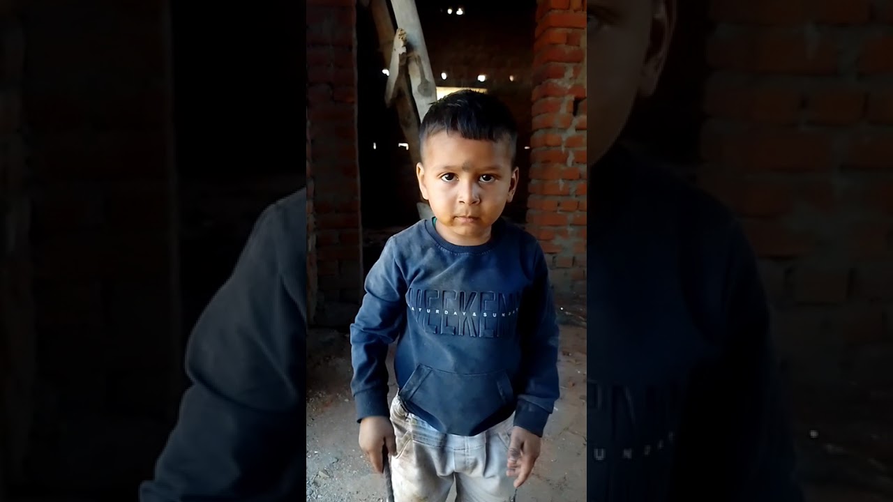 Dekh sakte hain baccha ka Jindagi Kitna mast hai abhi Ham Aaye The Yahan kam Karega to aapko dikha