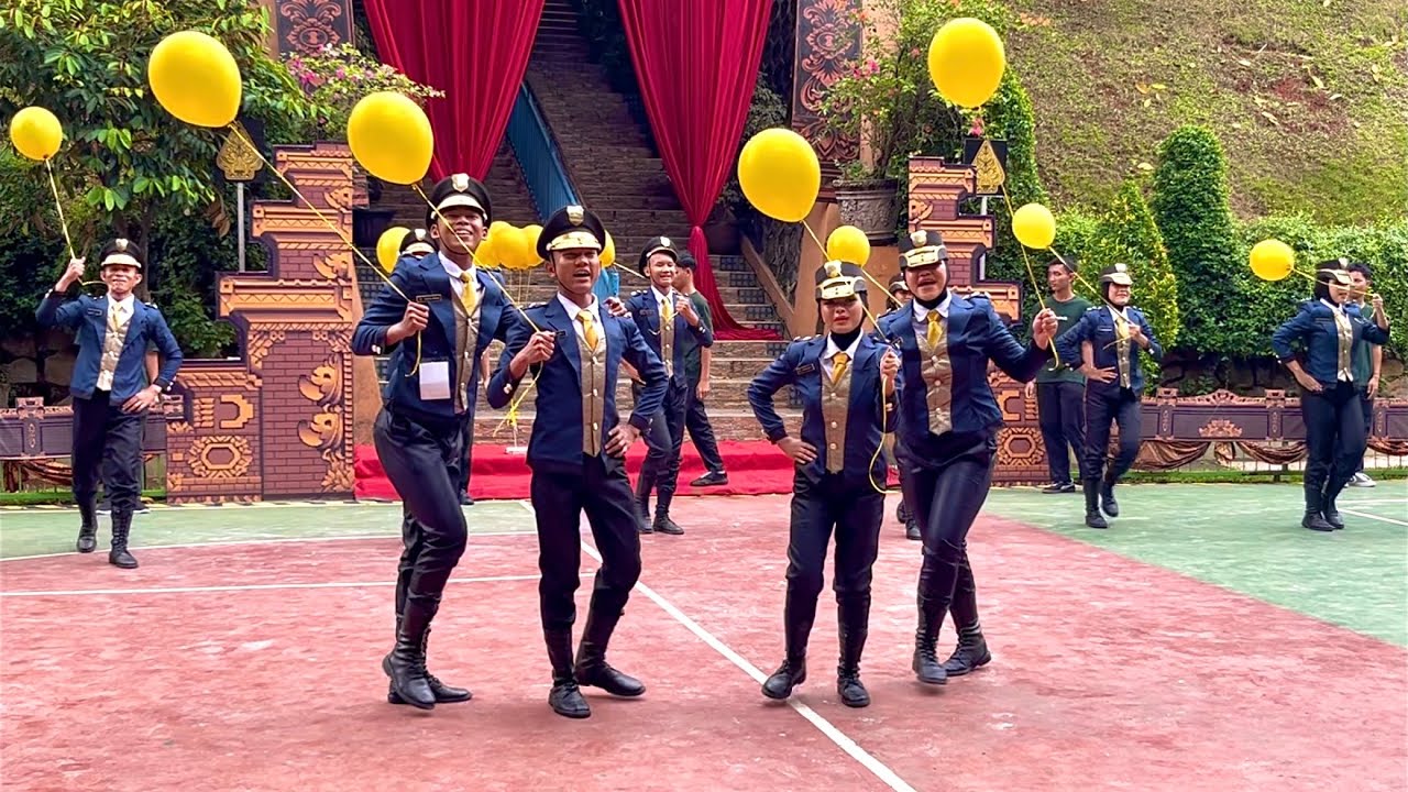 PASKIBRA ADALAH KELUARGA! Penampilan Paskibra SMKN 5 Surakarta | LKBB AKRABIS 5 2025