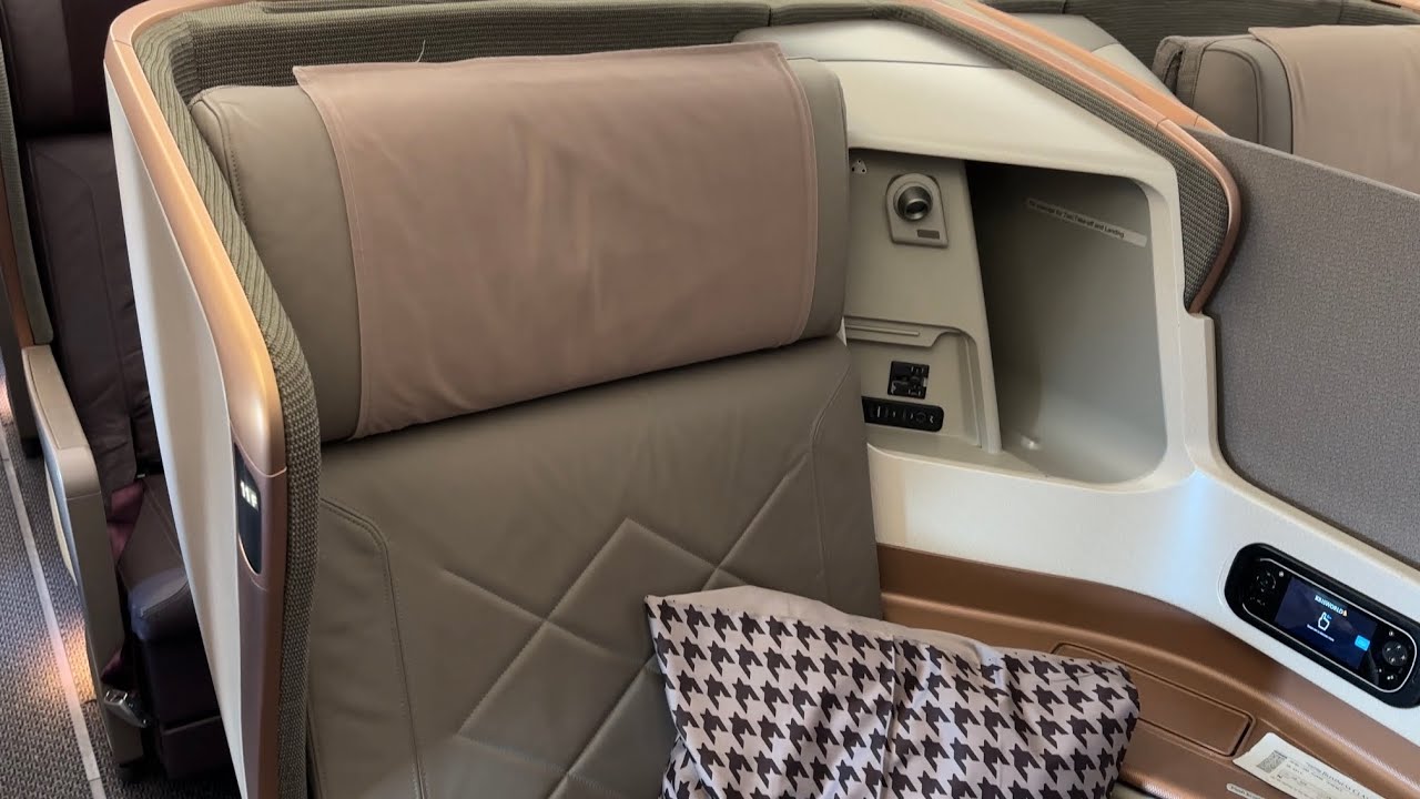 Singapore Airlines A350-900 Business Class | SQ309 London Gatwick - Singapore | No1 Lounge