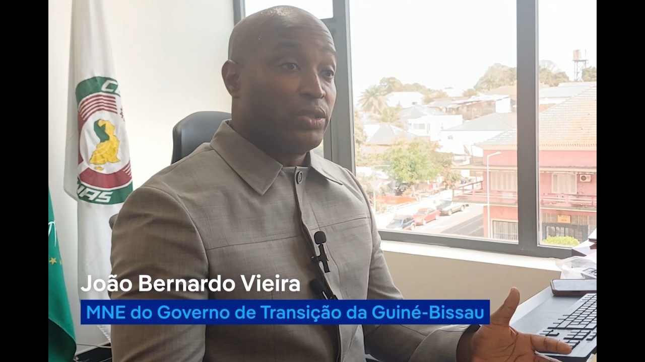 MNE do governo de transição guineense critica 