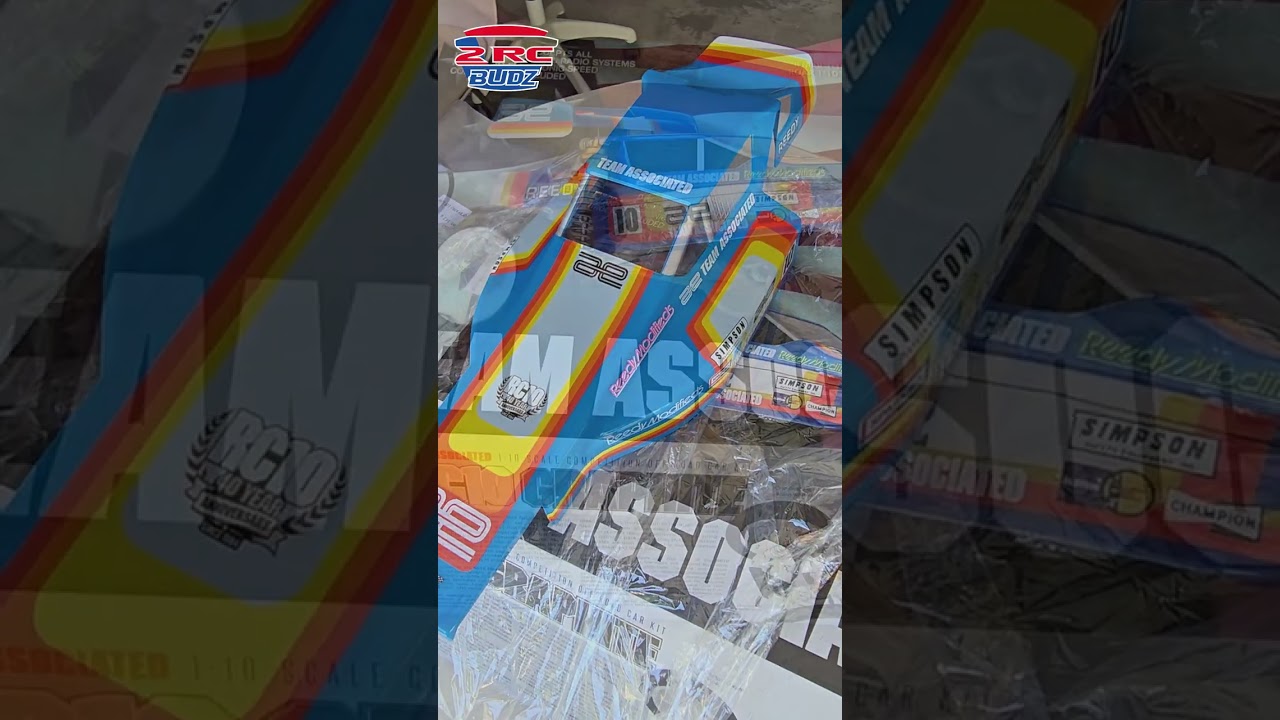 Team Associated Graphite RC10 unboxing. #2RCbudz #teamassociated #RC #RC10 #rcbuggy #RChobby #RClife