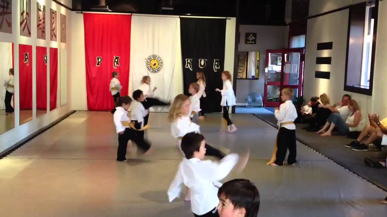 Kids martial art class at Pakua Orange