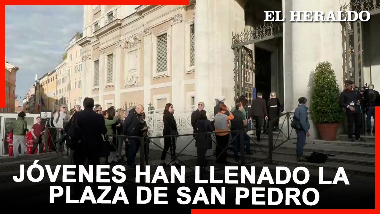 Más de 200.000 fieles acuden a la misa por el papa Francisco en la plaza de San Pedro