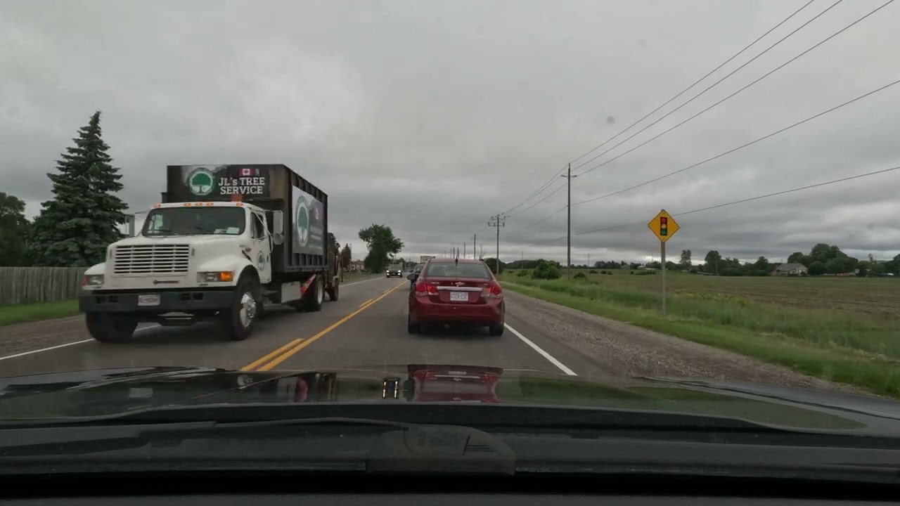 Stopping by for gas on my way to work - Cloudy Canadian summer morning - 39 minutes