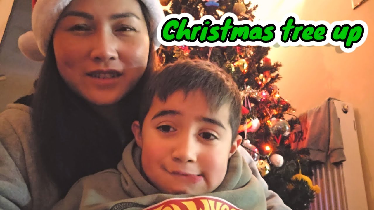 Moving to Thailand ep.002 Christmas tree up for the last time in England. @goongstation6450 
