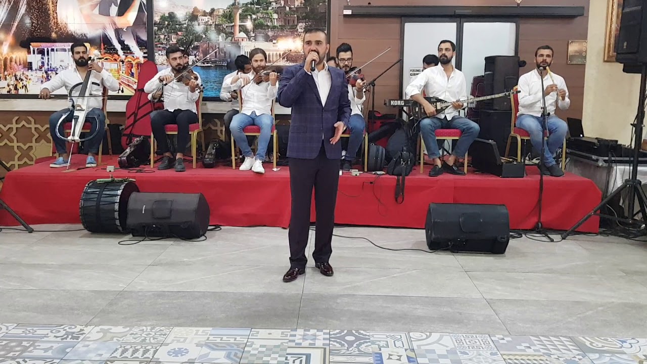 Azer ÜNLÜ : Vur gitsin beni...