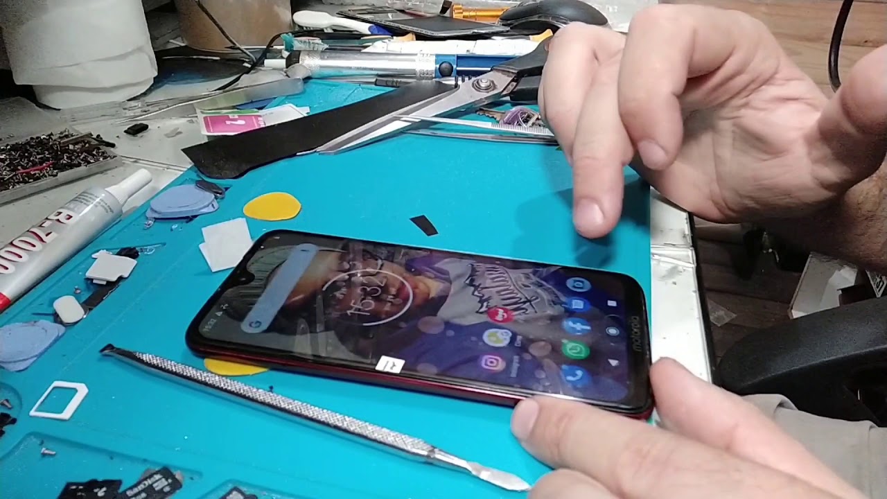 Moto G7 Plus, ensino como trocar a tela, rápido e fácil.