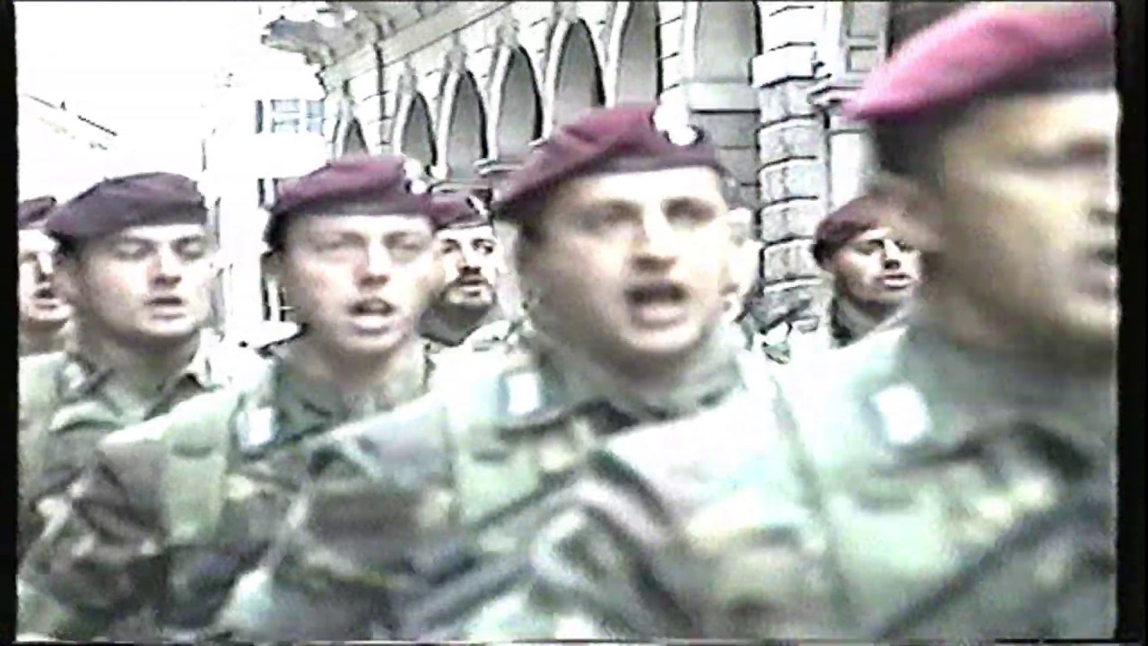 Il Presidente della Repubblica Scalfaro a Genova per il raduno 1995 dei Carabinieri