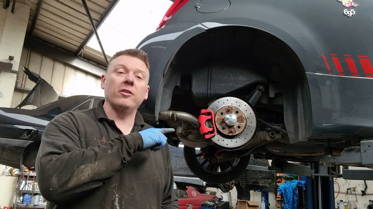 Abarth 595  Fiat 500 rear shock absorber change